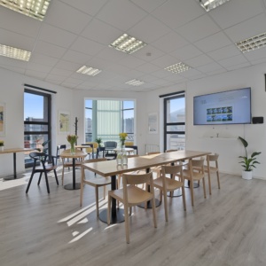 academy HUB Vary