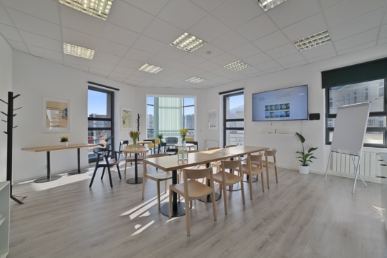 academy HUB Vary
