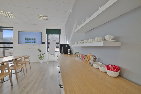 academy HUB Vary