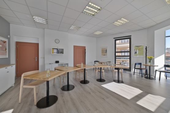 academy HUB Vary