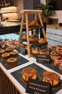 catering domácí chlebíčky academy HUB