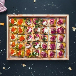 catering de lux academy HUB